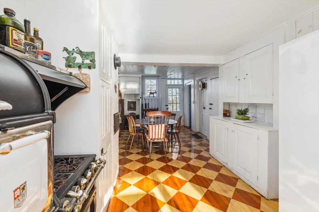 Photo of 144 Parsons