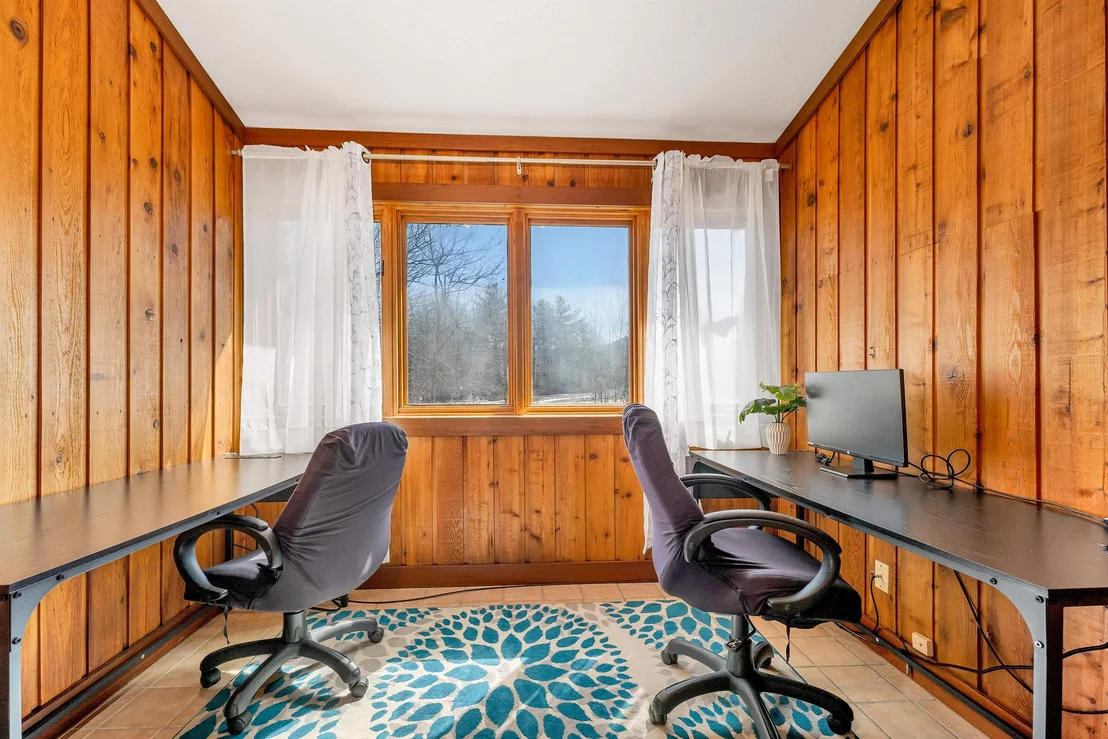 Photo of 35 Valley