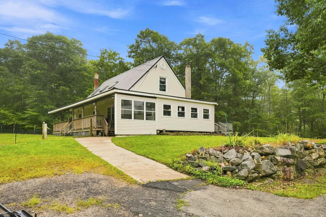 Photo of 47 Mathews