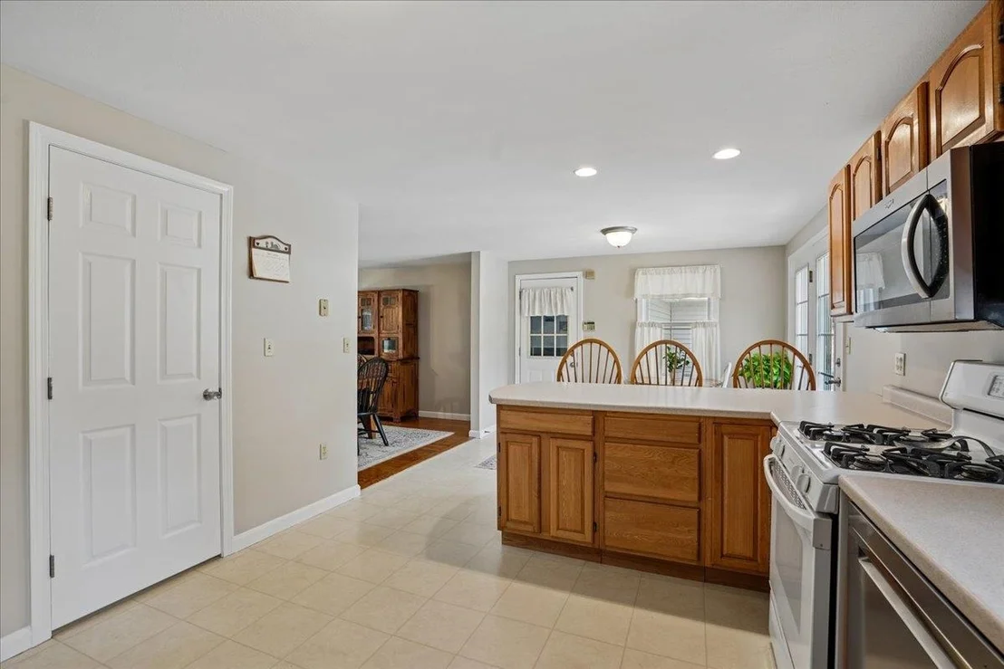 Photo of 74 Hilliard