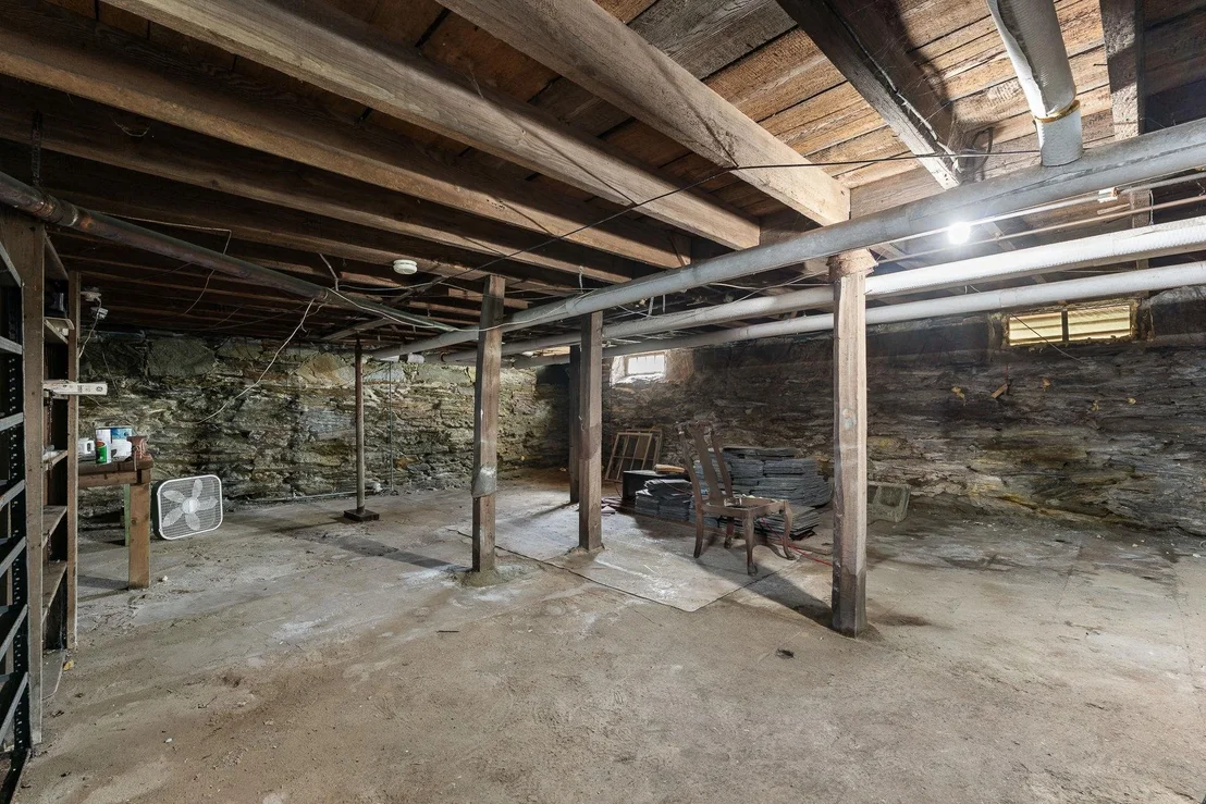Photo of 276 Central