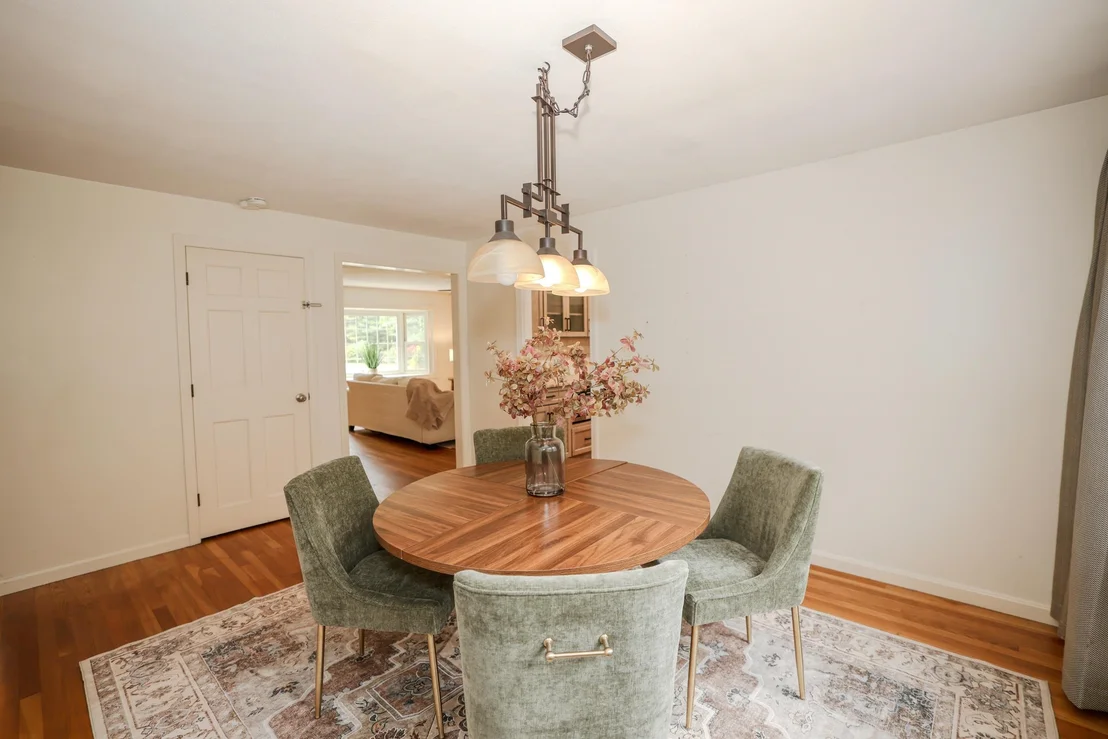 Photo of 14 Pinewood