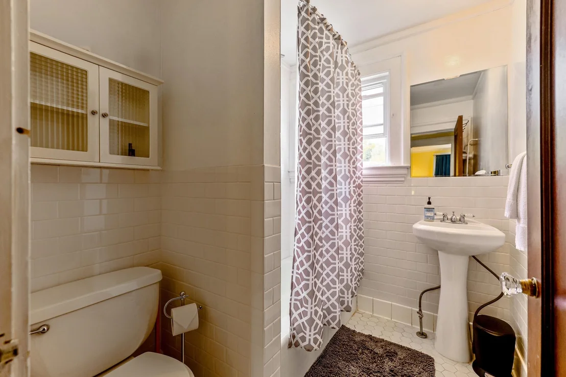 Photo of 152 Second