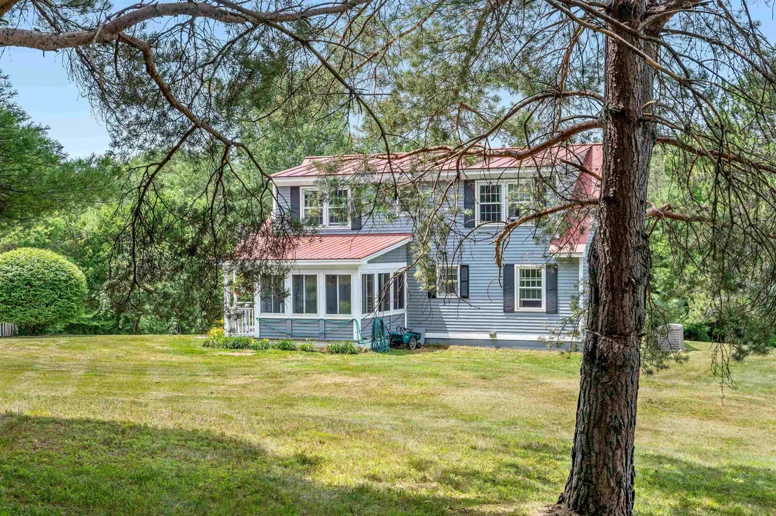 Photo of 2323 Snowbridge