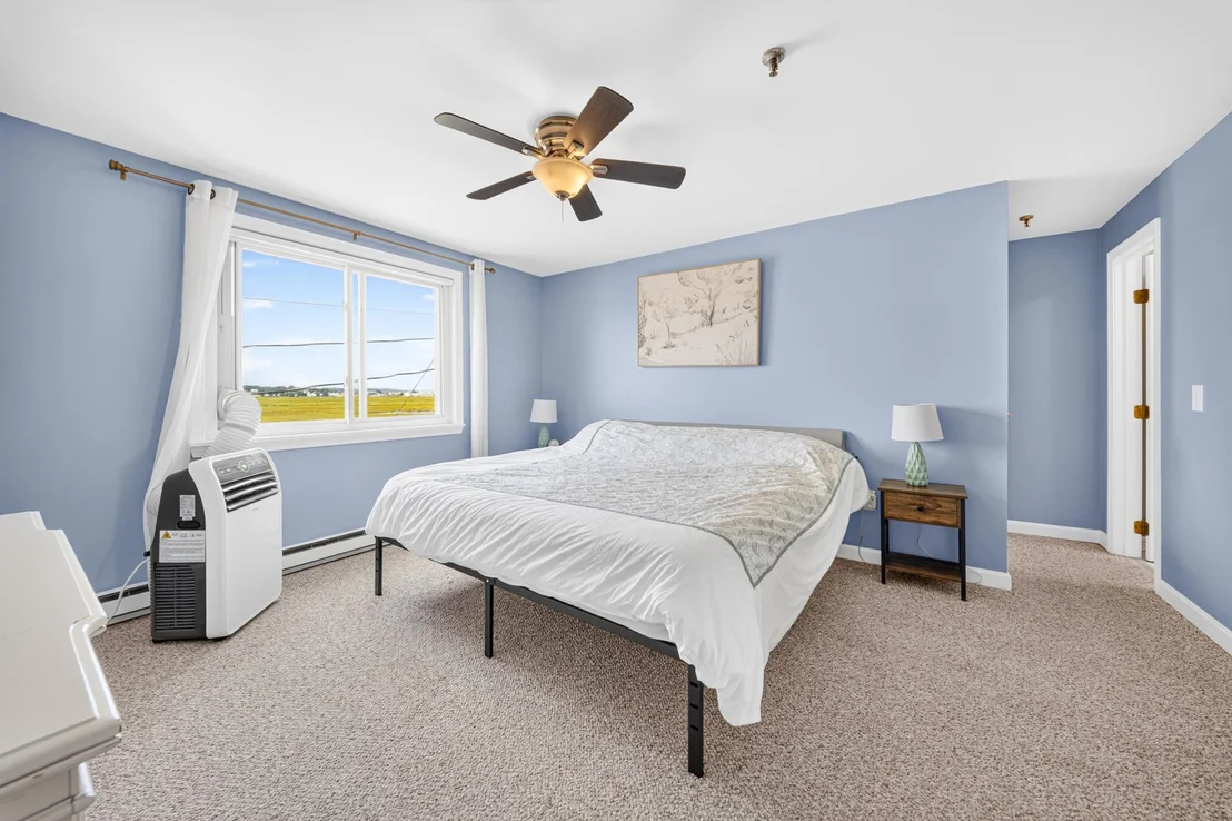 Photo of Unit 4S at 421 Ocean