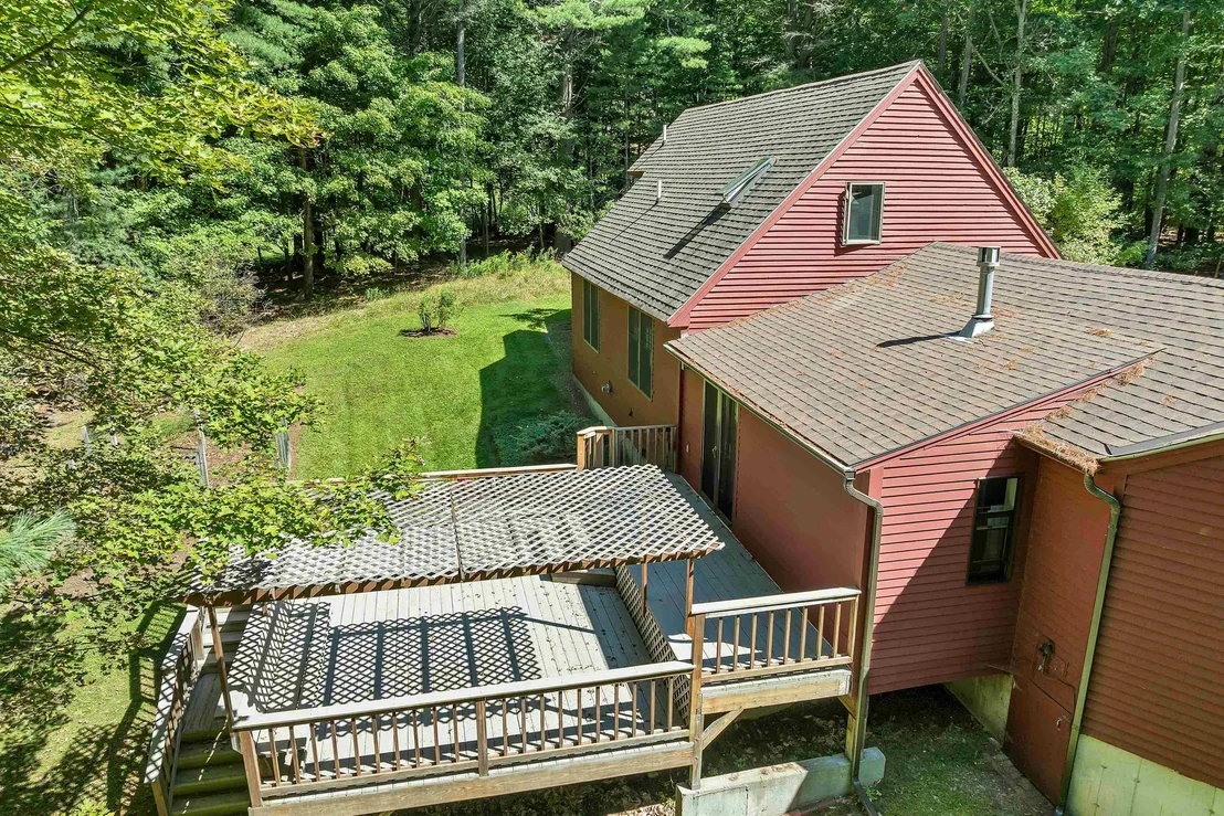 Photo of 370 Hawk Pine