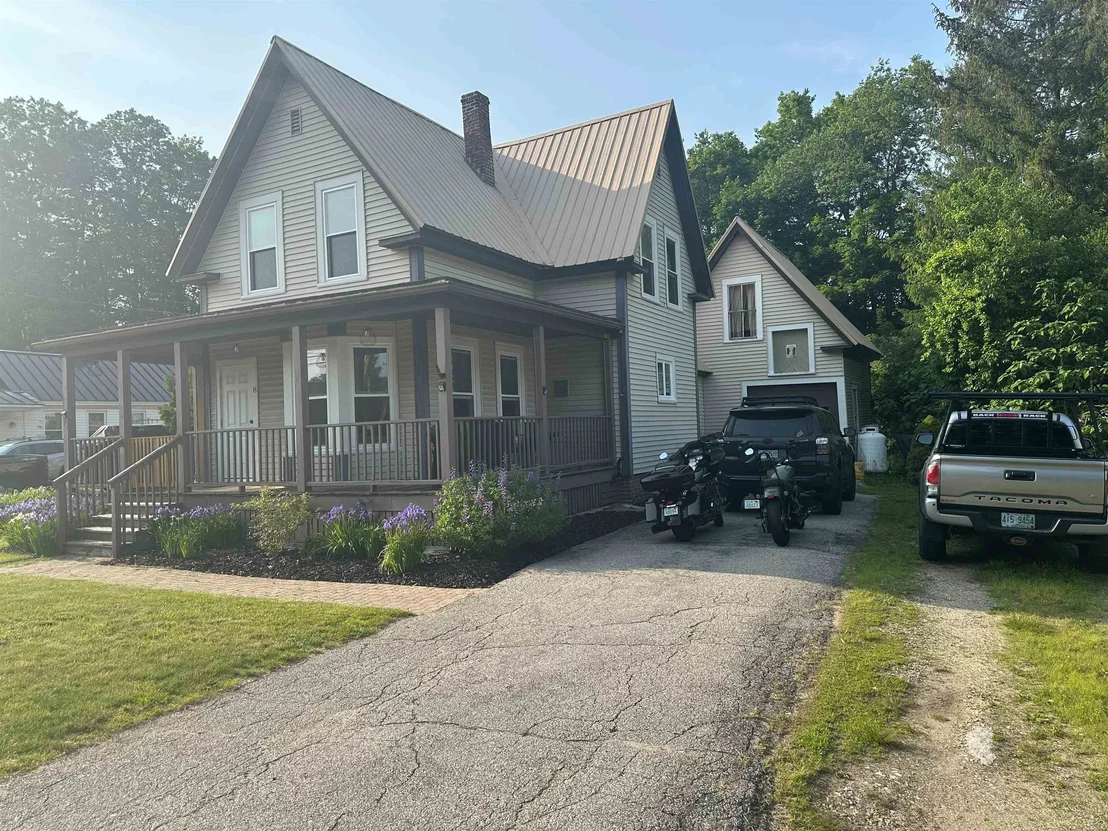 Photo of 8 Main