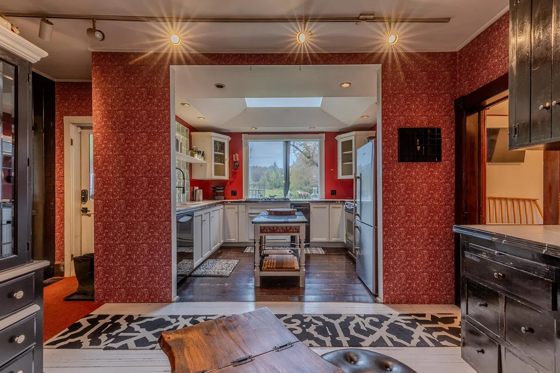 Photo of 818 Danby Hill