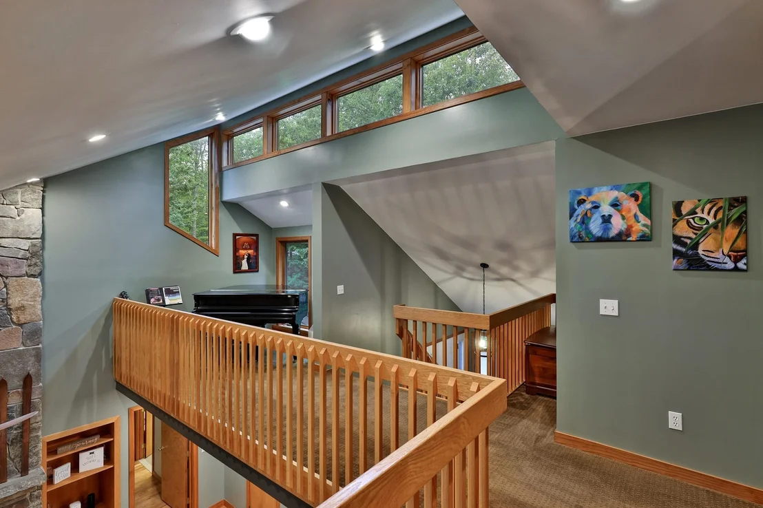Photo of 28 Mountain View