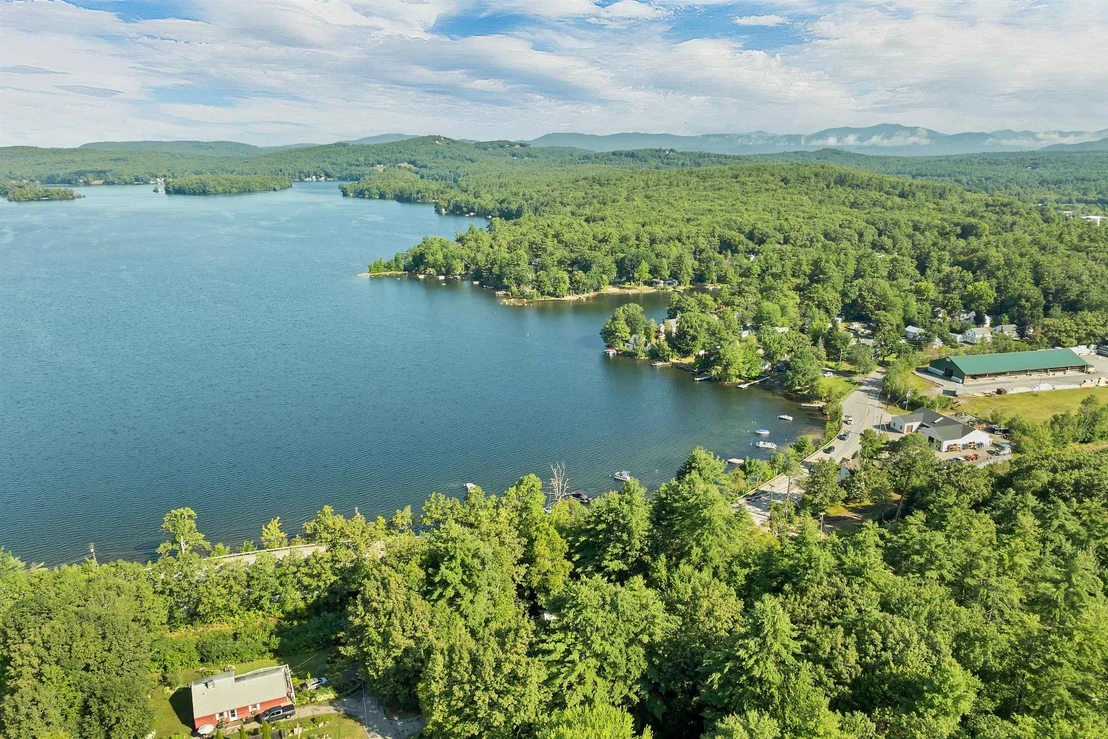 Photo of 10 Lakeview