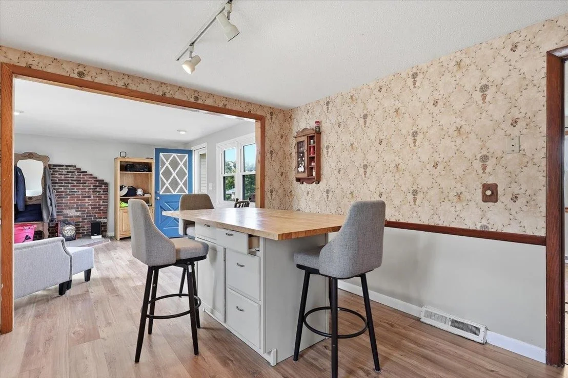 Photo of 7 Hideaway