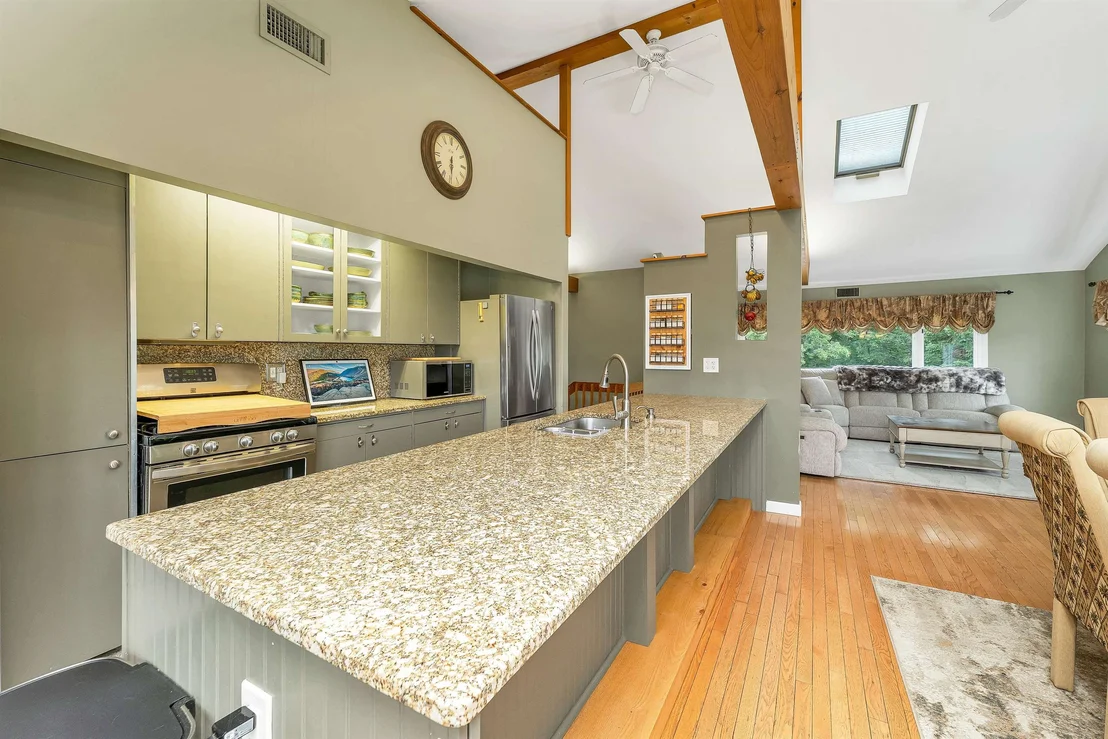 Photo of 78 Warner Hill