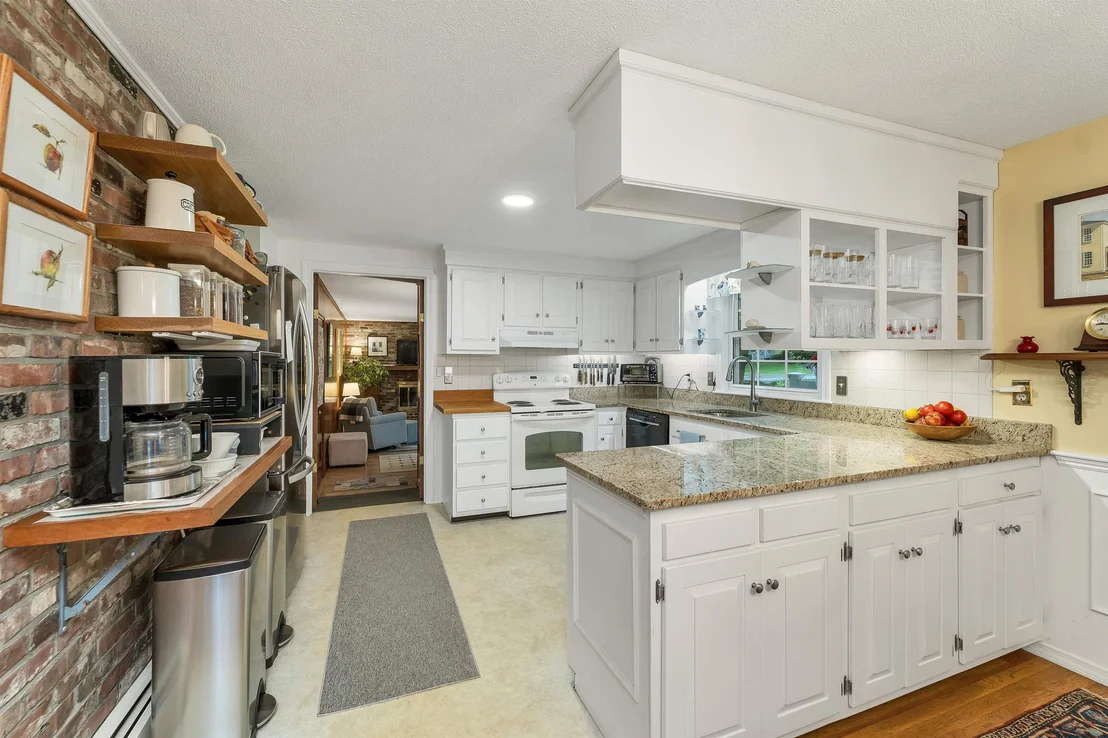 Photo of 2 Glendale