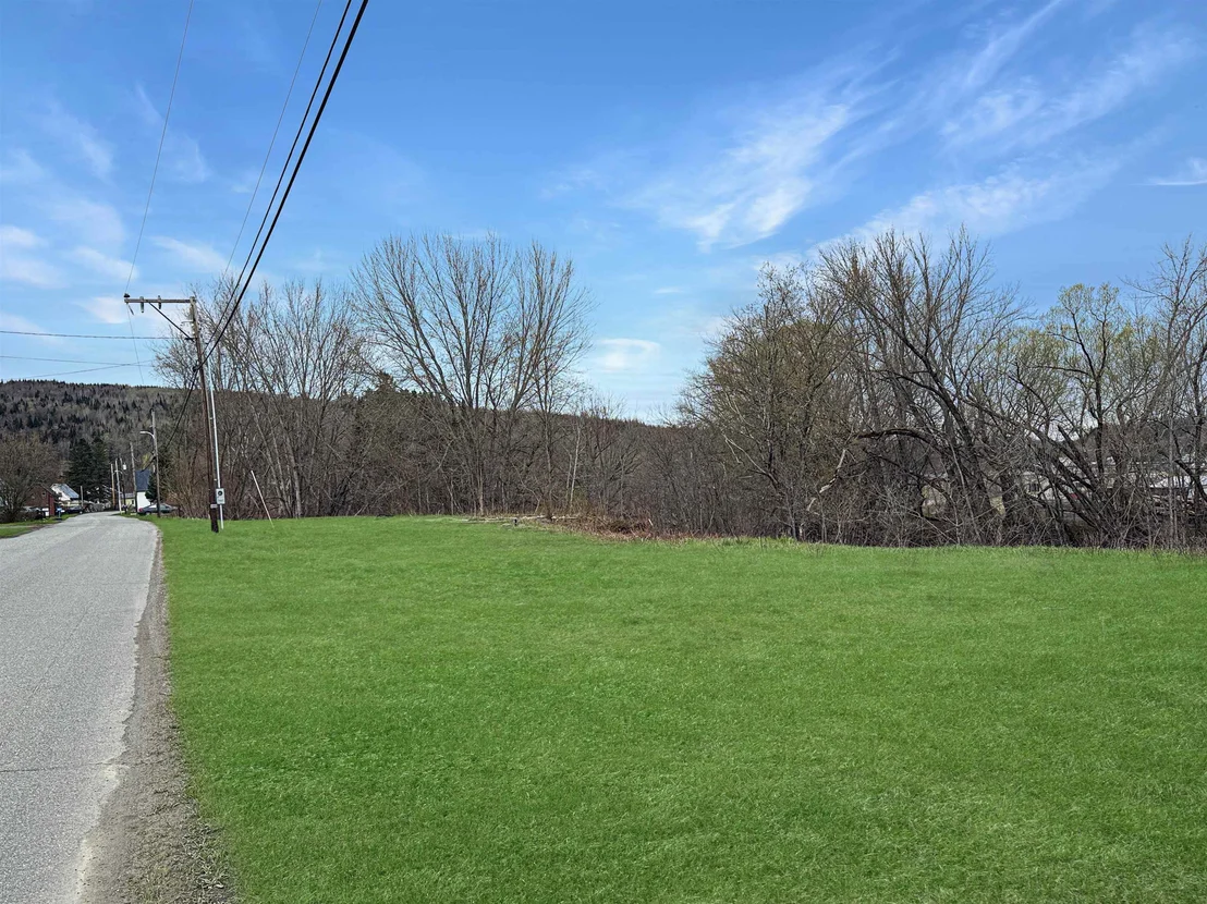 Photo of 279 & 284 Hall Stream