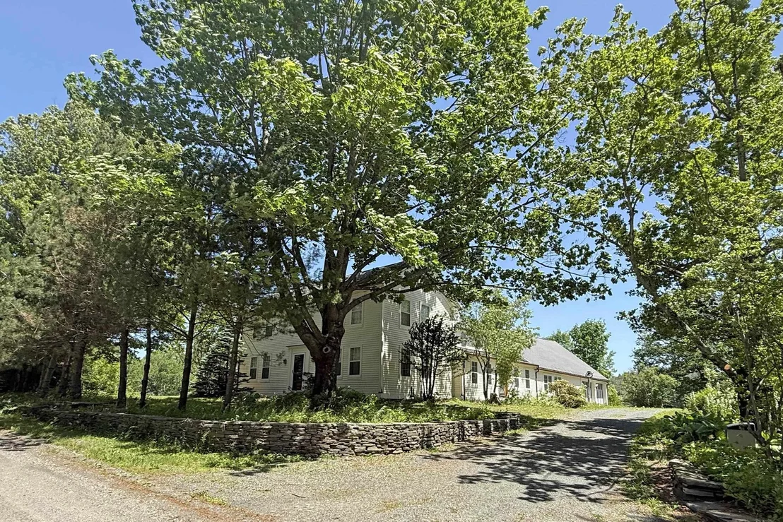 Photo of 634 Lower Dover