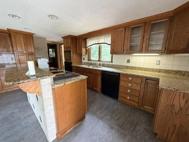 Photo of 12 Olive Meadow