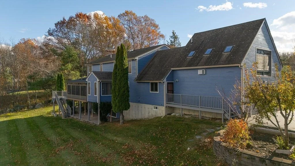 Photo of 8 Longview