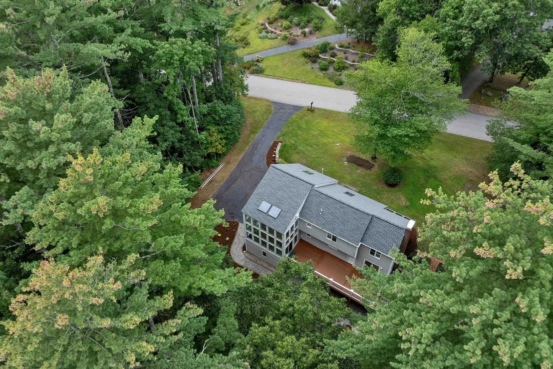 Photo of 38 Sharon