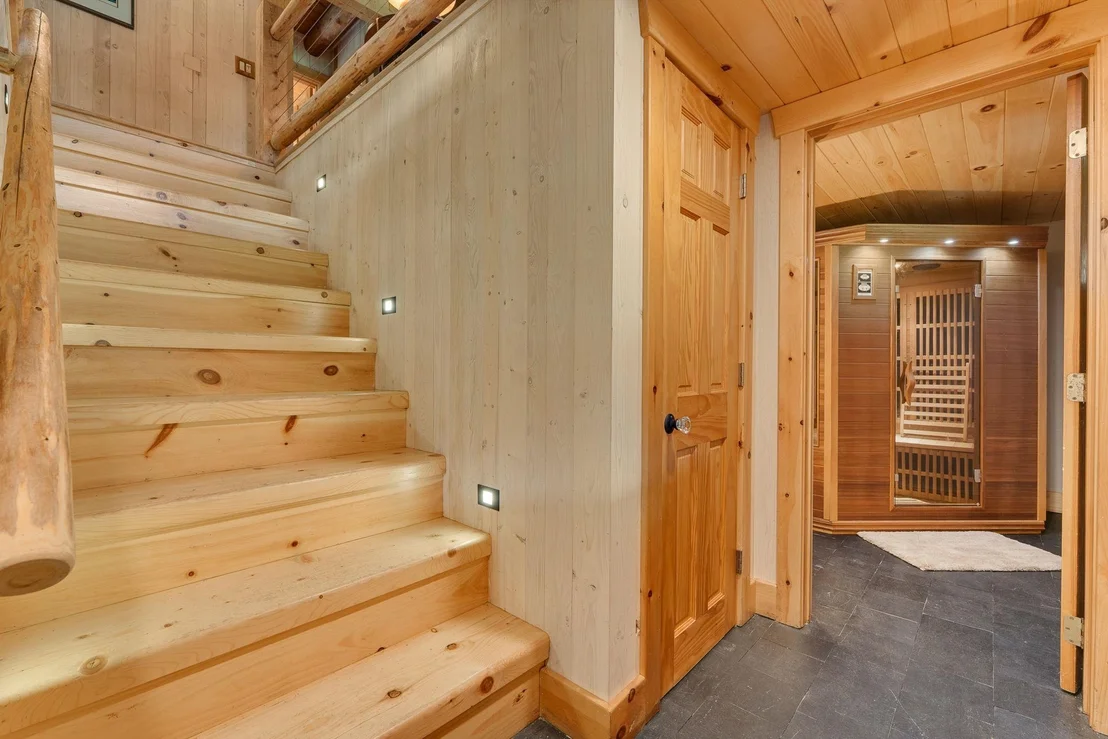 Photo of 939 Chamberlin