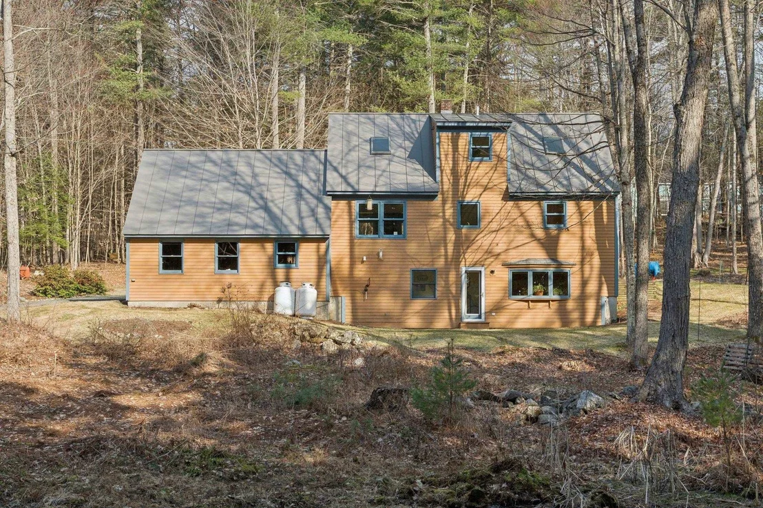 Photo of 455 Hawk Pine