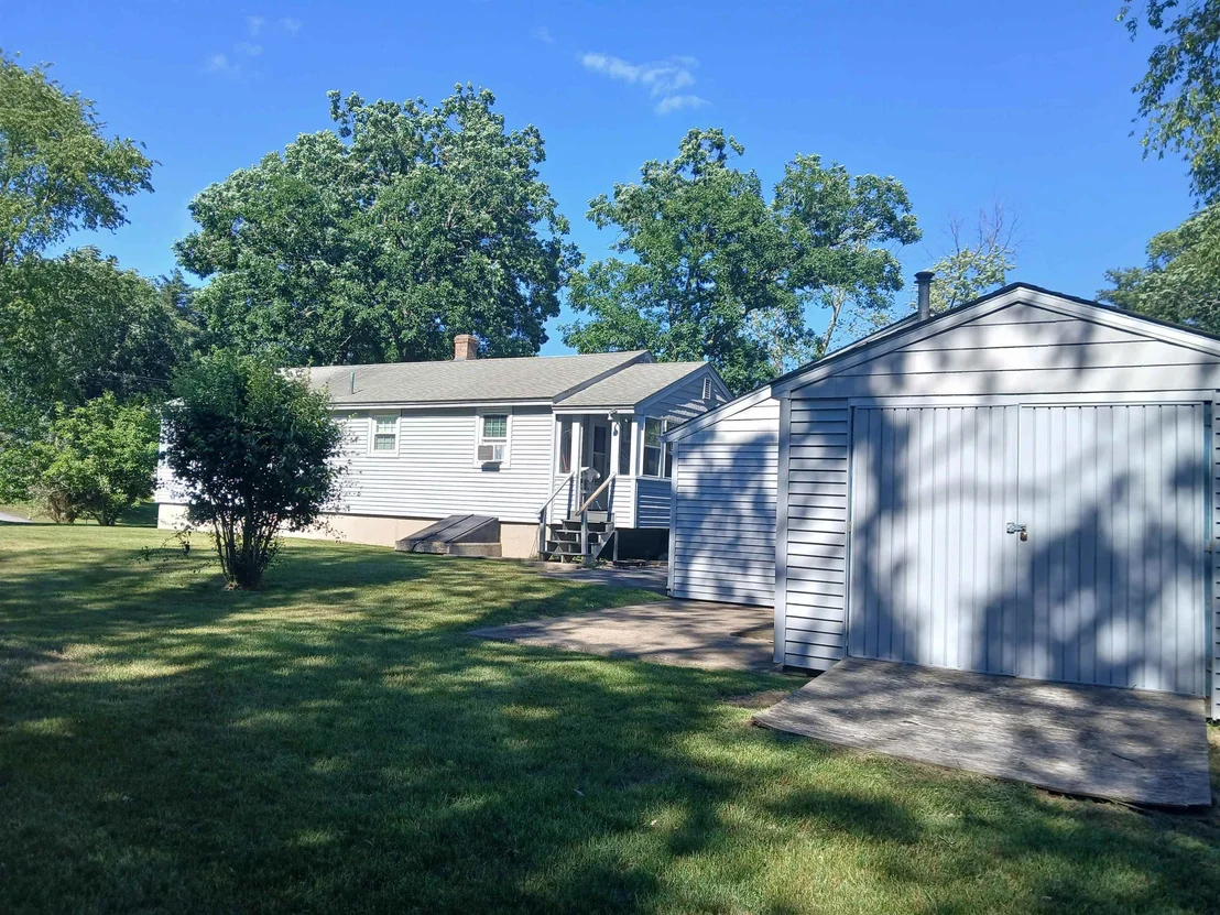 Photo of 33 GENERAL PULASKI DRIVE