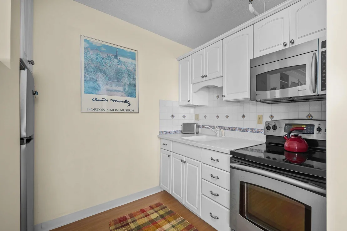 Photo of Unit 202 at 55 Israel Head