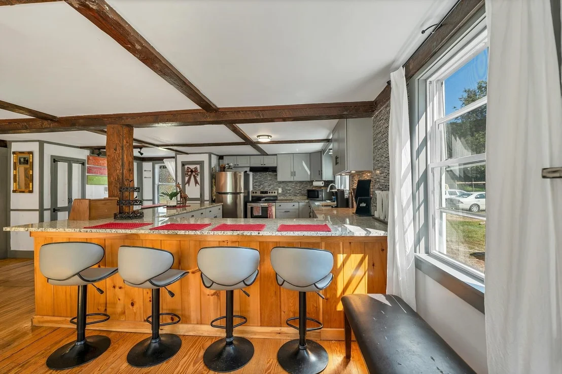 Photo of 40 Boston Hill
