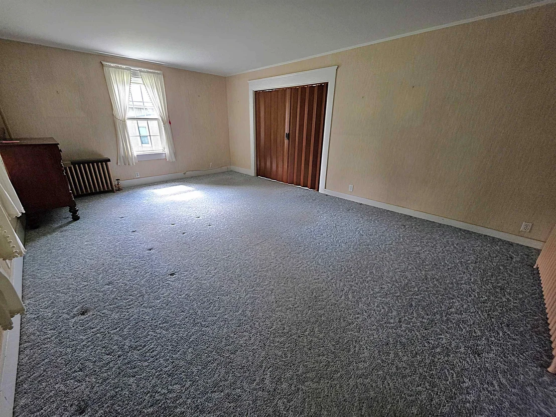 Photo of 15 Maple