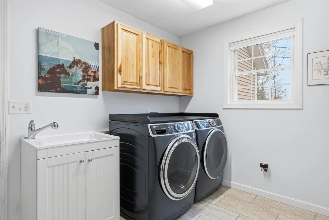Photo of 369 Morrill