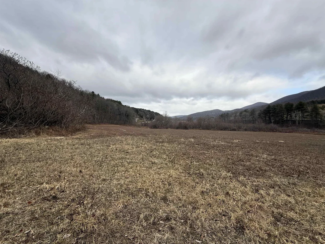 Photo of 00 Castleton