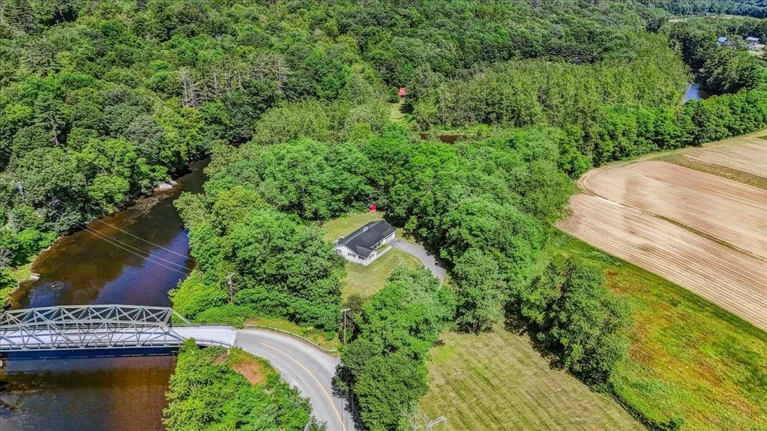 Photo of 7 Grassy Brook