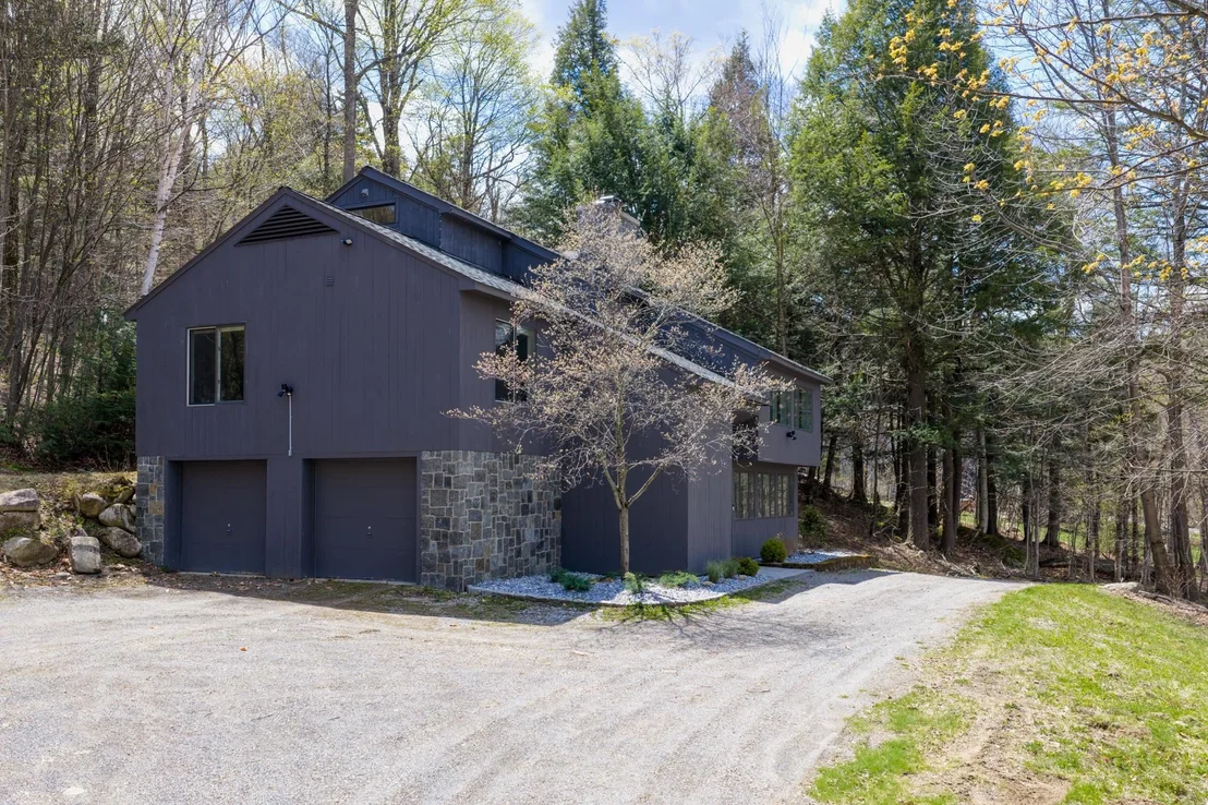 Photo of 19 Maple Hill