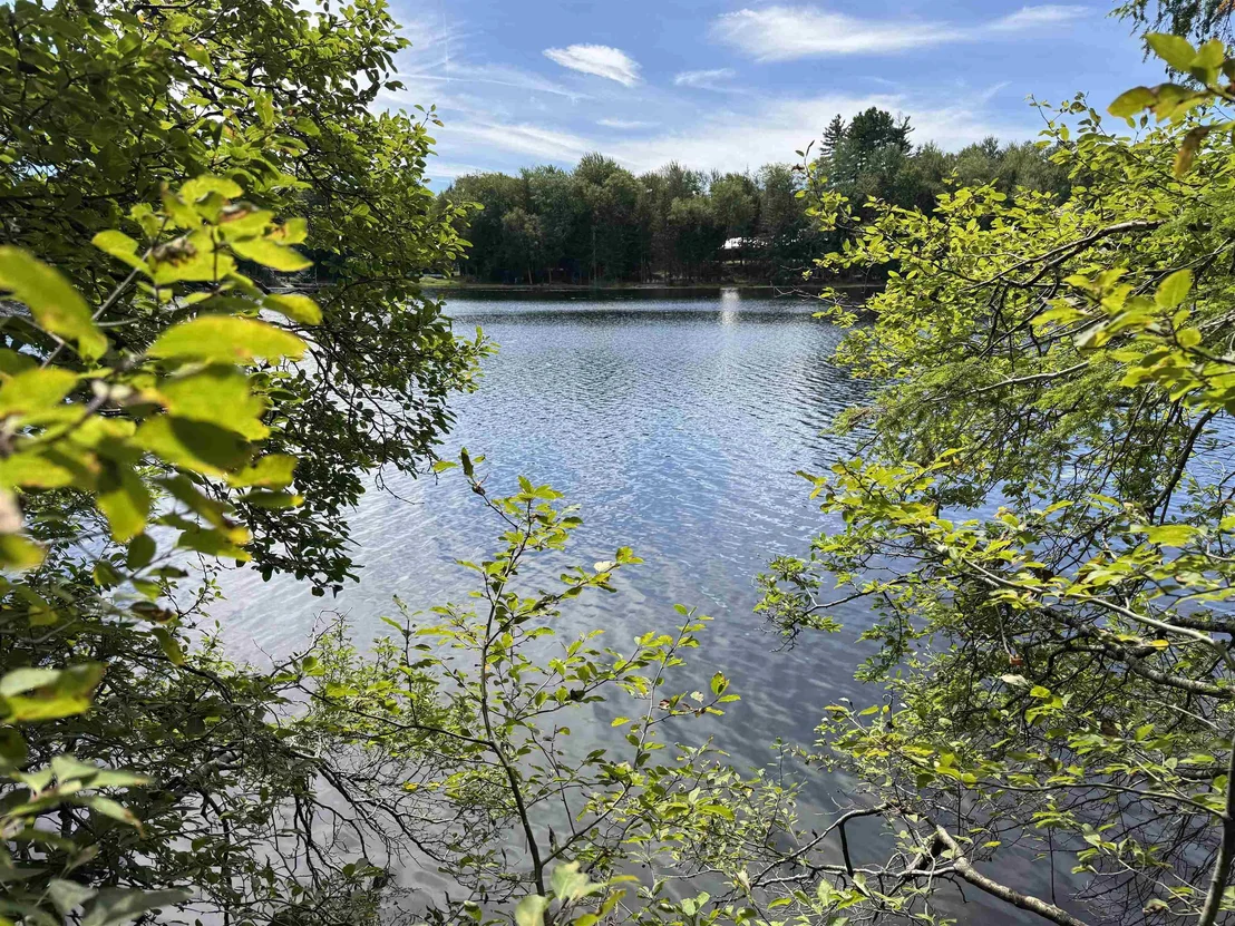Photo of 00 Lake Hill
