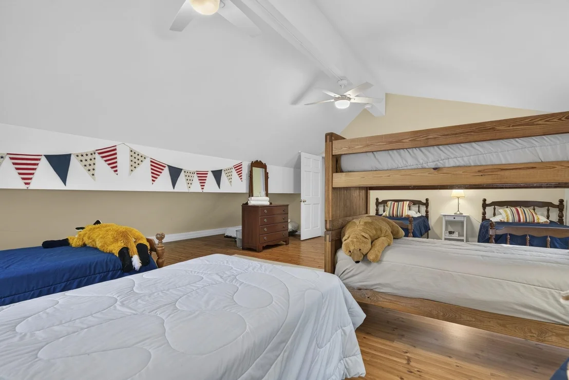 Photo of 536 Whitney
