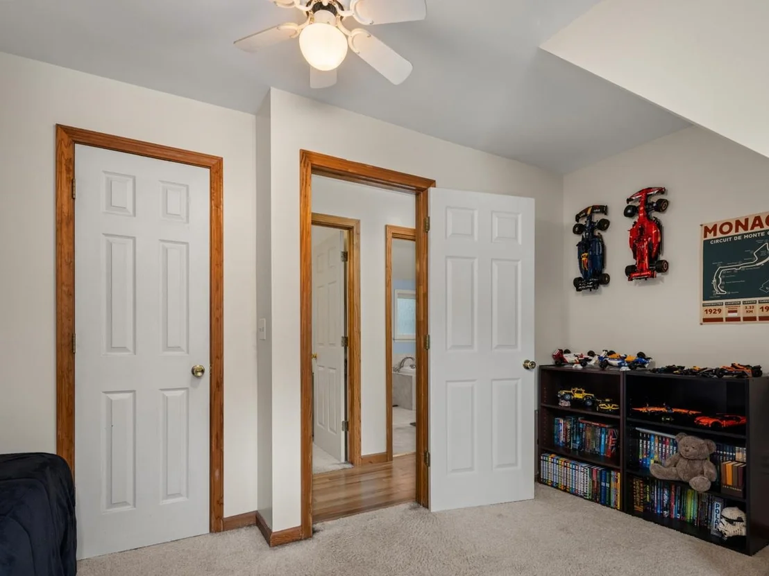 Photo of 140 Austin