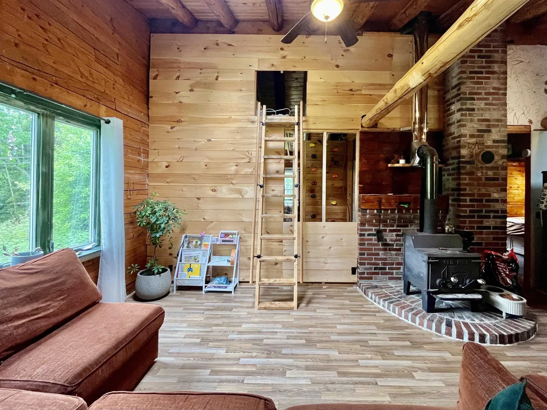 Photo of 204 Chickwolnepy