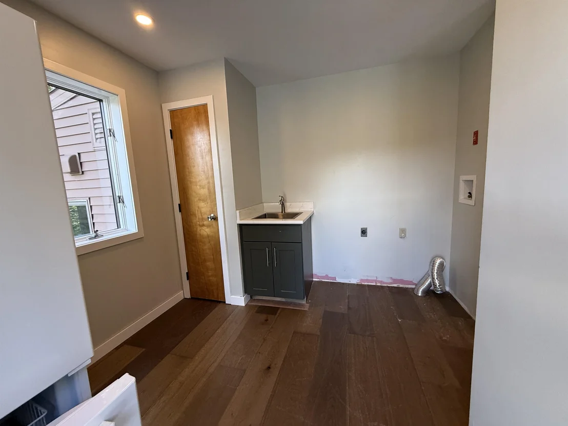 Photo of 58 Buckboard