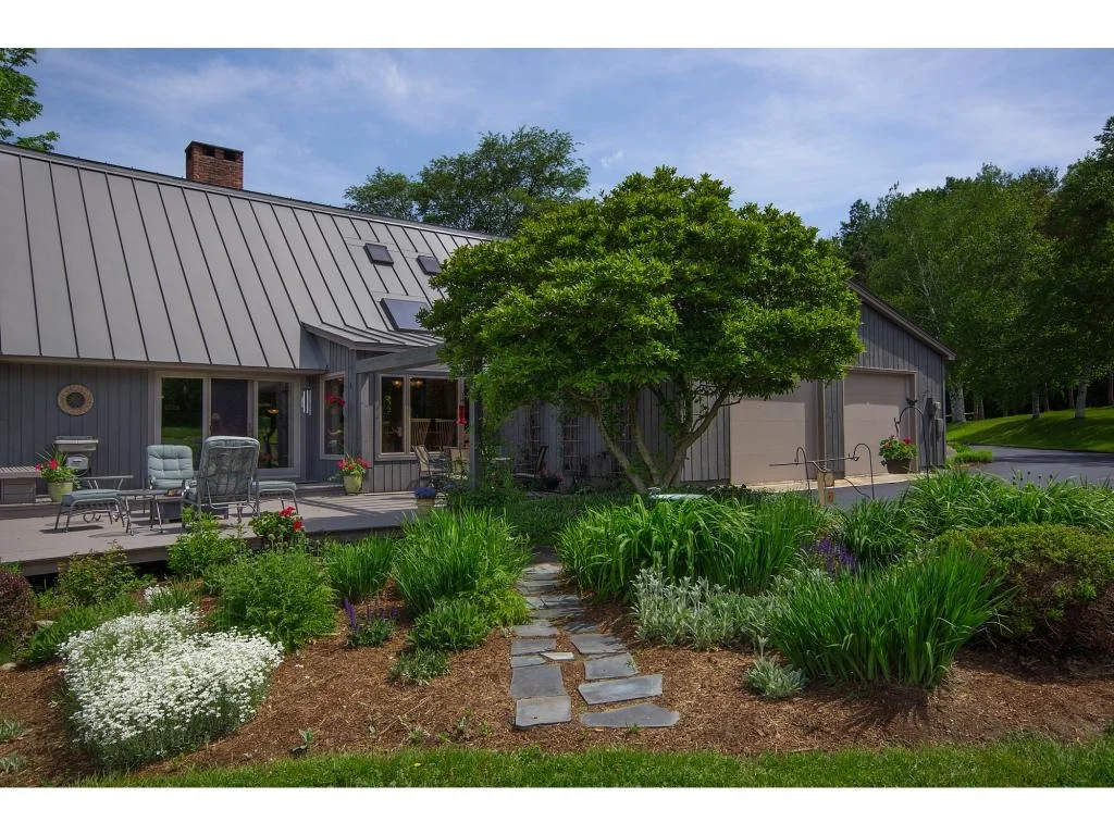 Photo of 323 Breezy Hill