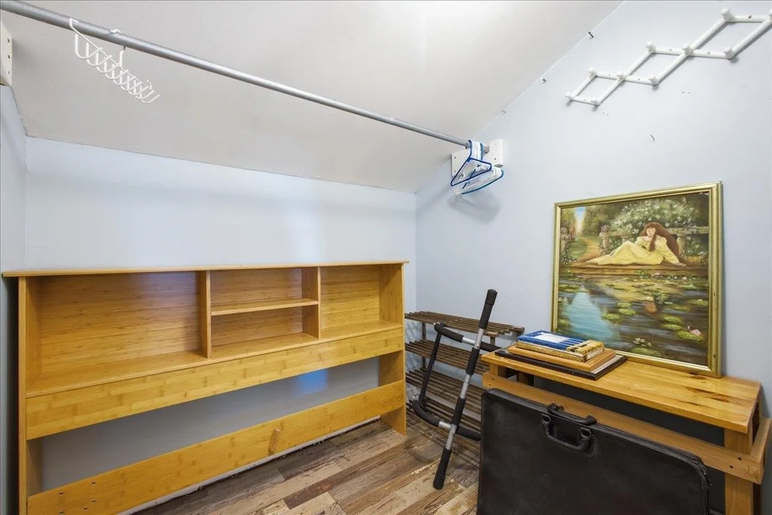 Photo of 243 Biscayne