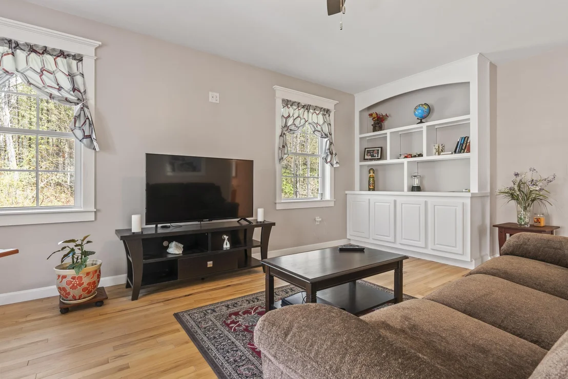 Photo of 80 Maple