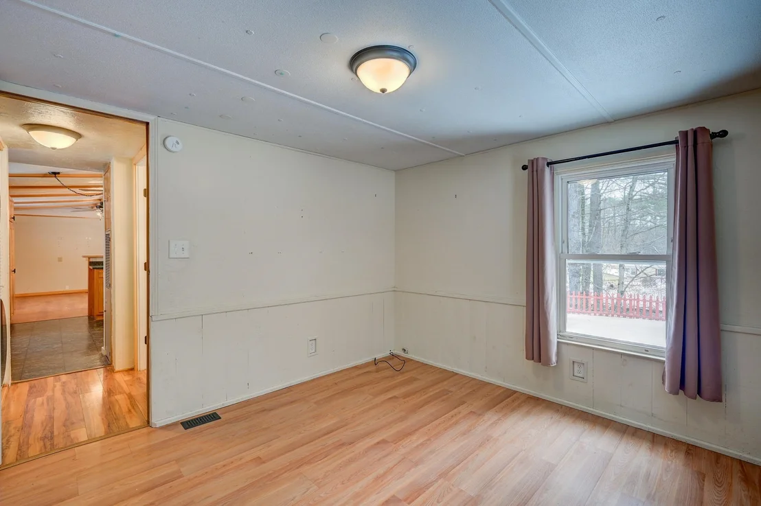 Photo of 331 Lamplighter