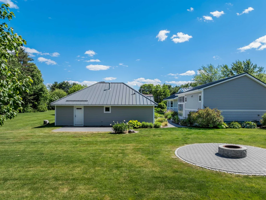 Photo of 384 Winnacunnet