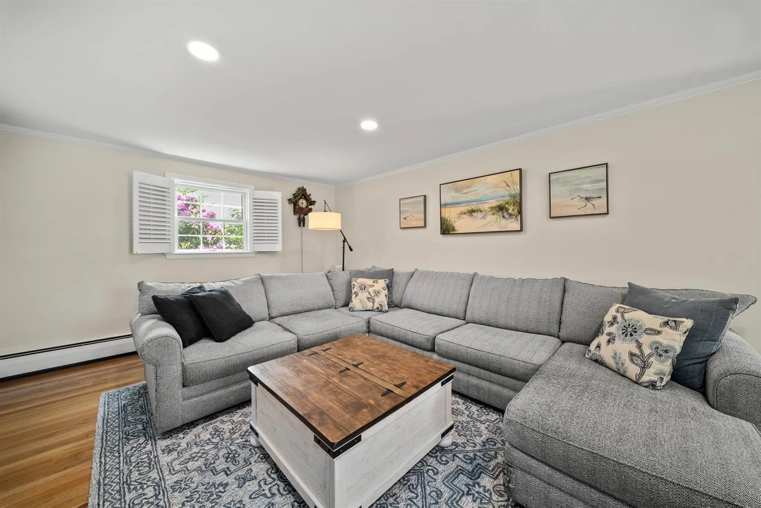 Photo of 232 Dover Point
