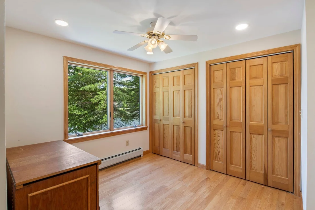 Photo of 22 Lakeside