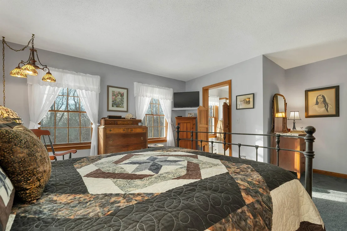 Photo of 9 Birchview