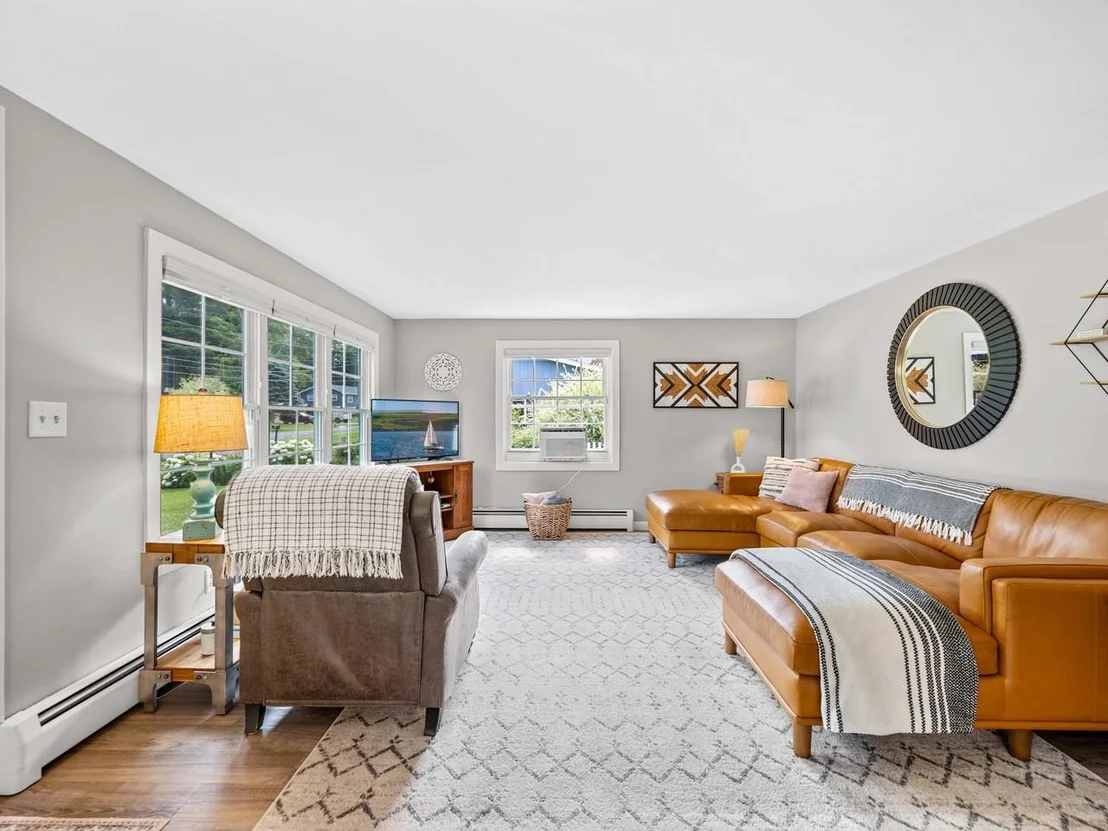 Photo of 5 Spruce