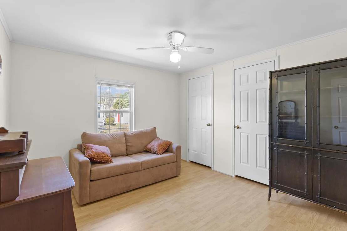 Photo of 5 Dockside