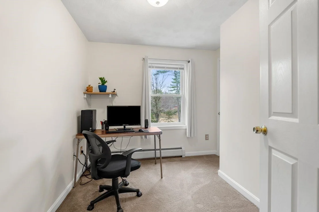 Photo of 496 Loudon