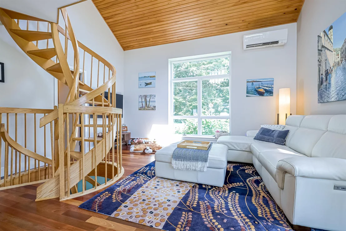 Photo of 155 Pine Hill