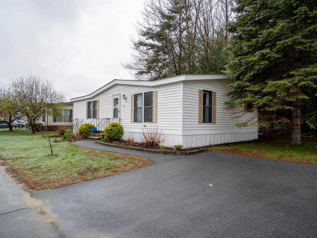 Photo of 52 Monadnock